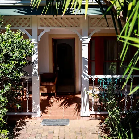 Altes Landhaus Country Lodge Oudtshoorn Exterior photo