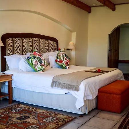 Altes Landhaus Country Lodge Oudtshoorn Exterior photo