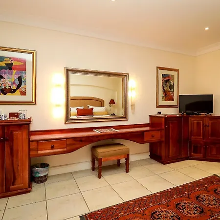 Altes Landhaus Country Lodge Oudtshoorn Exterior photo