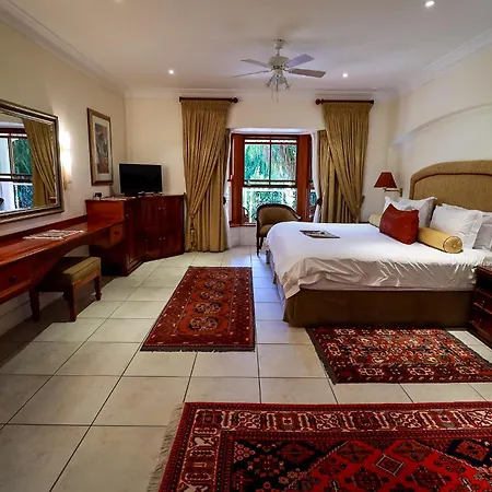 Altes Landhaus Country Lodge Oudtshoorn Exterior photo